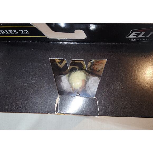 Hulk hogan WWE legends elite collection series 22 - Picture 3 of 6